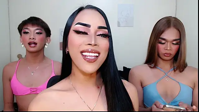 Lessandra Lust online show from 09/26/25, 03:38