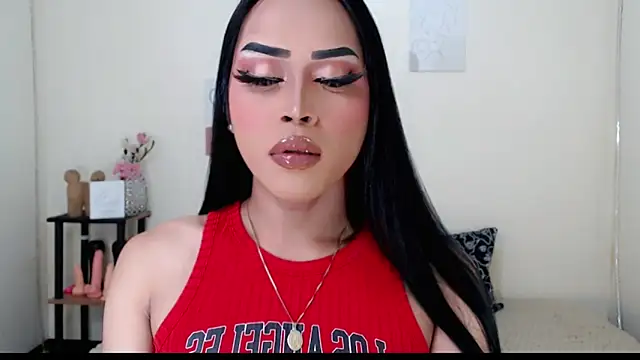 Lessandra Lust online show from 10/06/25, 11:02