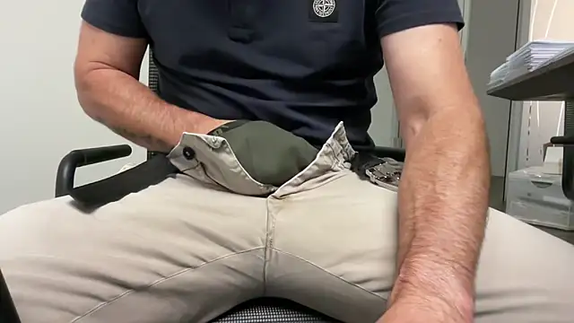 harrys74 online show from 09/15/25, 05:24