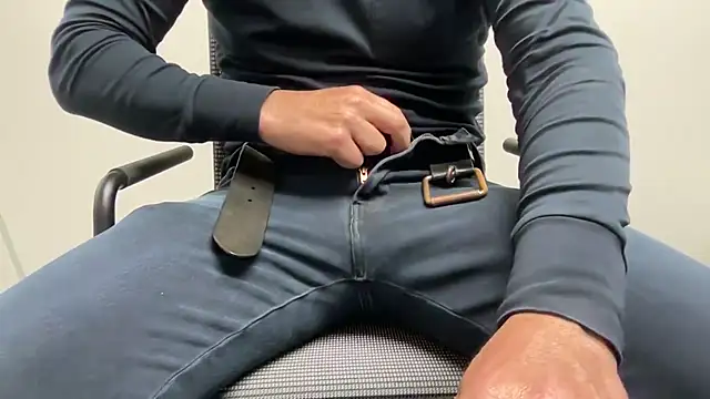 harrys74 online show from 10/27/25, 04:22