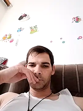 Snapshot of Michael9134 chatting on 12/19/25, 12:23 Michael9134 online show from 12/19/25, 12:23