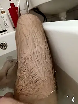 Snapshot of Michael9134 chatting on 01/05/26, 07:39 Michael9134 online show from 01/05/26, 07:39