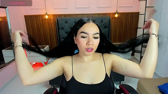 MOLLYSPENCER1 online show from 01/09/26, 03:48