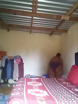 Curvycandy95 online show from 11/06/25, 05:41