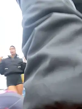 Snapshot of AlannaEvons chatting on 10/29/25, 10:33 AlannaEvons online show from 10/29/25, 10:33