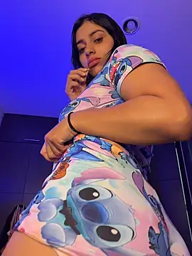 Snapshot of AlannaEvons chatting on 04/27/26, 03:48 AlannaEvons online show from 04/27/26, 03:48