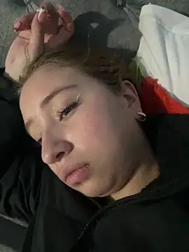 mia skys online show from 02/21/26, 03:29