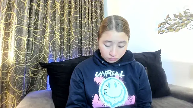 mia skys online show from 02/26/26, 11:20