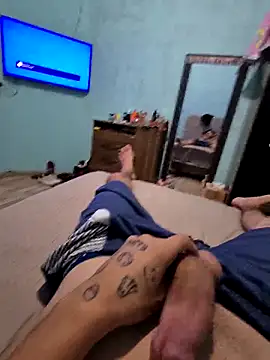 Snapshot of saraivaaa2002 chatting on 12/22/25, 03:14 saraivaaa2002 online show from 12/22/25, 03:14