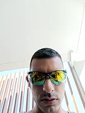 Greek crazy couple online show from 09/27/25, 11:15