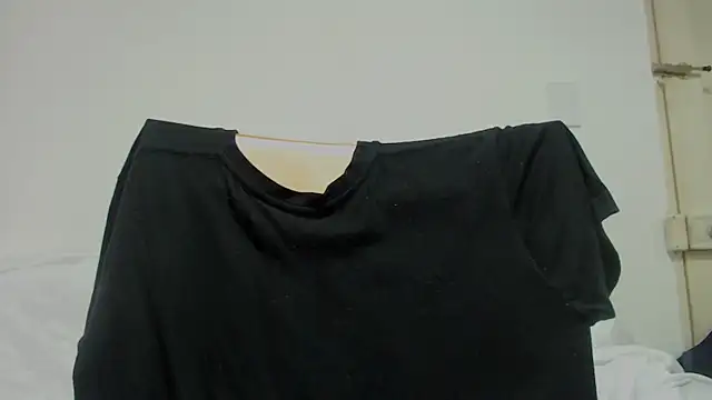 Snapshot of Rocky_Muscle chatting on 07/12/26, 04:42 Rocky Muscle online show from 07/12/26, 04:42