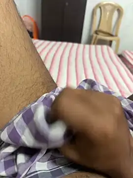 usermood2000 online show from 01/07/26, 06:27