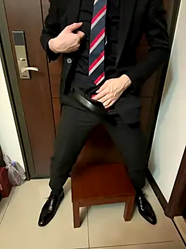 Snapshot of blaconeboy chatting on 11/13/25, 04:06 blaconeboy online show from 11/13/25, 04:06