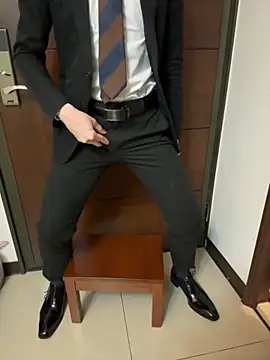 Snapshot of blaconeboy chatting on 11/26/25, 03:13 blaconeboy online show from 11/26/25, 03:13