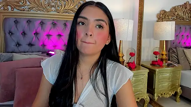 AnnieVegga online show from 10/30/25, 02:07