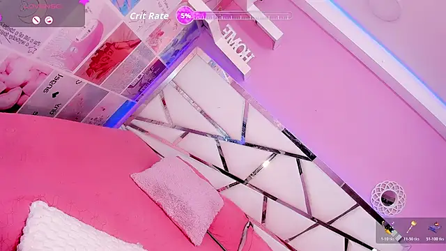 Snapshot of Miacuteee chatting on 11/08/25, 08:29 Miacuteee online show from 11/08/25, 08:29