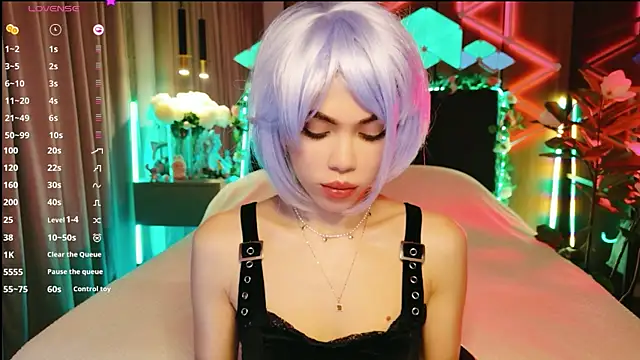 MimiFors online show from 10/02/25, 04:14