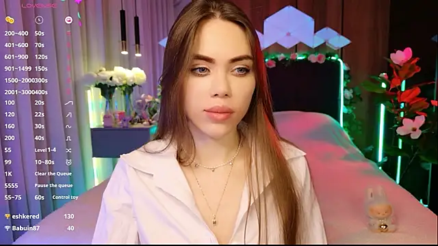 MimiFors online show from 11/26/25, 04:41