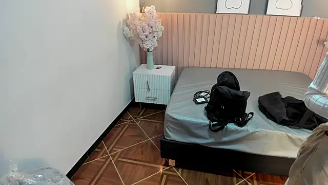 Snapshot of Maraia_Ford chatting on 11/22/25, 07:46 Maraia Ford online show from 11/22/25, 07:46