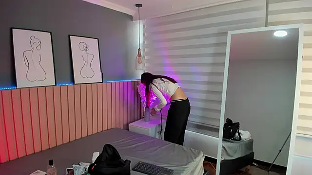 Snapshot of Maraia_Ford chatting on 12/03/25, 08:07 Maraia Ford online show from 12/03/25, 08:07