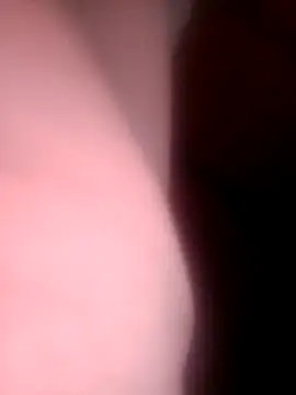 isabella brown1 online show from 03/06/26, 08:44