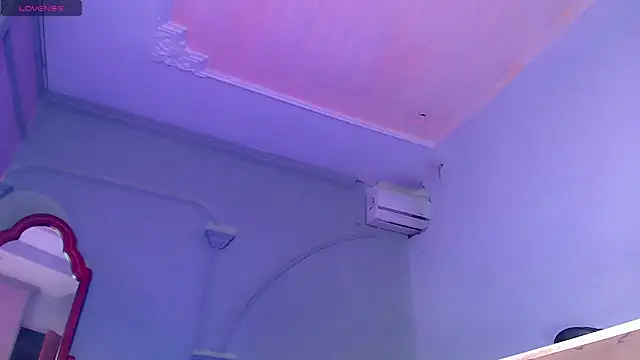 Snapshot of ABBIS_BLACKTS chatting on 09/19/25, 04:14 ABBIS BLACKTS online show from 09/19/25, 04:14