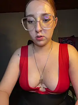 CoraVibes online show from 12/14/25, 11:53