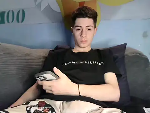 Newbrian20 online show from 09/23/25, 02:03