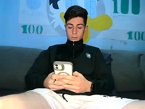 Newbrian20 online show from 09/25/25, 09:40