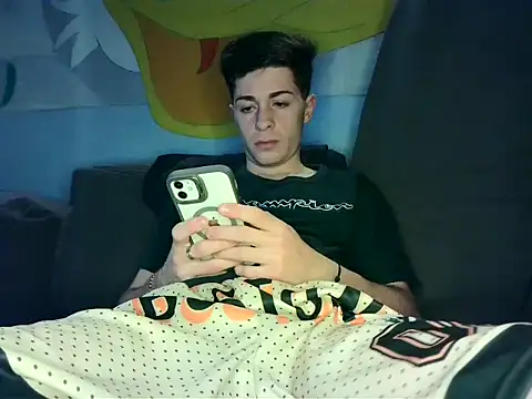 Newbrian20 online show from 10/15/25, 01:06