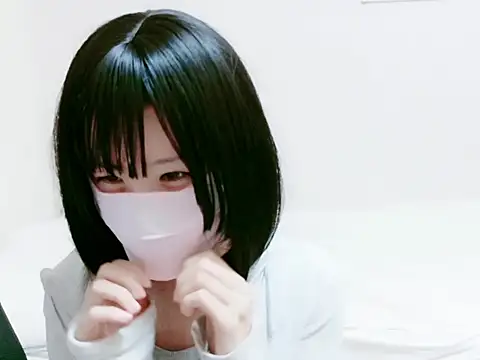 Snapshot of maika_chan chatting on 10/21/25, 07:42 maika chan online show from 10/21/25, 07:42