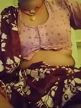 Snapshot of Nehaja33e chatting on 07/19/26, 08:40 Nehaja33e online show from 07/19/26, 08:40