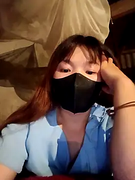 Snapshot of -_Jin-Ka-_ chatting on 10/15/25, 03:45 - Jin-Ka-  online show from 10/15/25, 03:45