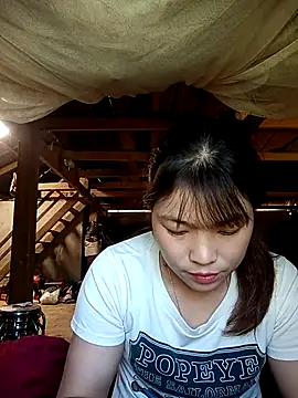 Snapshot of -_Jin-Ka-_ chatting on 11/04/25, 06:23 - Jin-Ka- online show from 11/04/25, 06:23