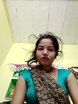 Snapshot of Seema_guptaji chatting on 11/29/25, 09:29 Seema guptaji online show from 11/29/25, 09:29