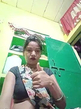 Snapshot of Seema_guptaji chatting on 06/27/26, 10:15 Seema guptaji online show from 06/27/26, 10:15