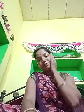 Snapshot of Seema_guptaji chatting on 06/30/26, 10:38 Seema guptaji online show from 06/30/26, 10:38