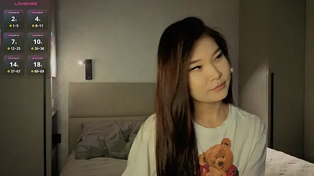 Snapshot of iamyuki chatting on 09/22/25, 06:10 iamyuki online show from 09/22/25, 06:10