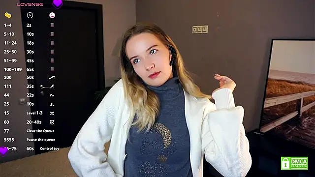 HongTomczak online show from 10/05/25, 07:39