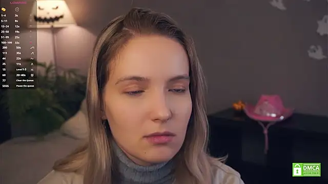 HongTomczak online show from 11/08/25, 09:20