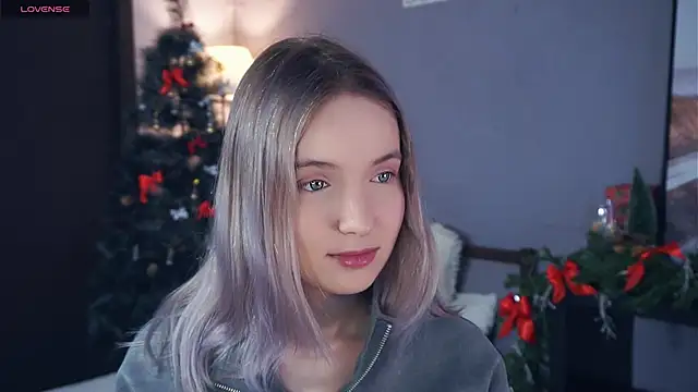 Snapshot of HongTomczak chatting on 01/08/26, 07:43 HongTomczak online show from 01/08/26, 07:43