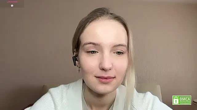 Snapshot of HongTomczak chatting on 02/22/26, 07:51 HongTomczak online show from 02/22/26, 07:51