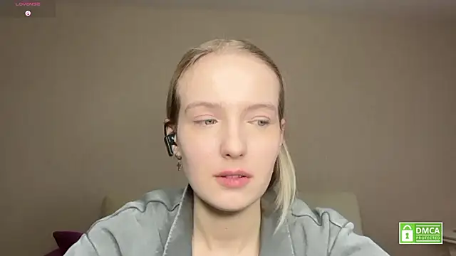 Snapshot of HongTomczak chatting on 02/23/26, 07:39 HongTomczak online show from 02/23/26, 07:39