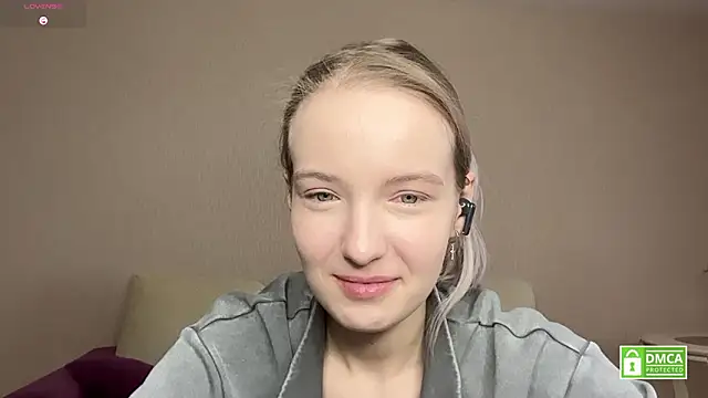 Snapshot of HongTomczak chatting on 02/24/26, 07:39 HongTomczak online show from 02/24/26, 07:39