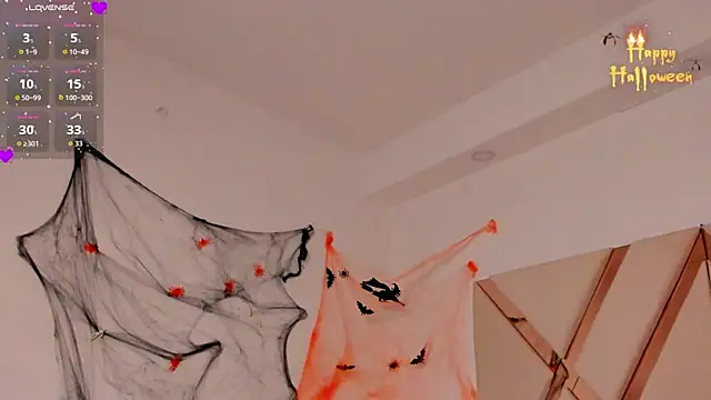 cloemorwen online show from 10/22/25, 09:47