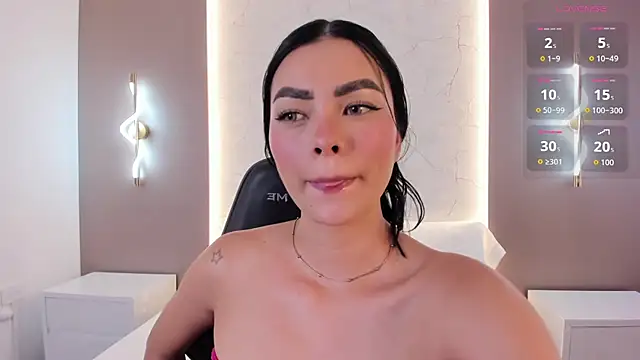 emily tolson online show from 12/13/25, 07:53