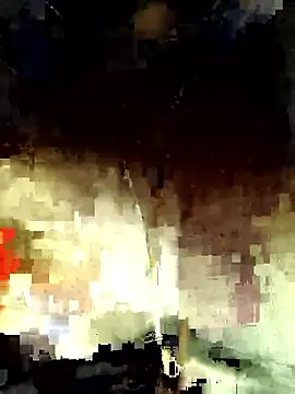 Snapshot of TaraWild chatting on 09/16/25, 04:30 TaraWild online show from 09/16/25, 04:30