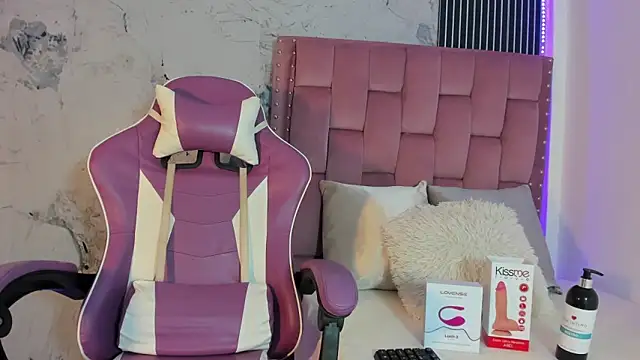 Mia Duarte1 online show from 09/23/25, 07:28