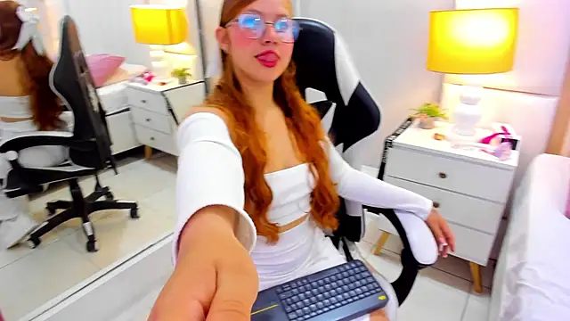 EimmyJones online show from 09/24/25, 03:32