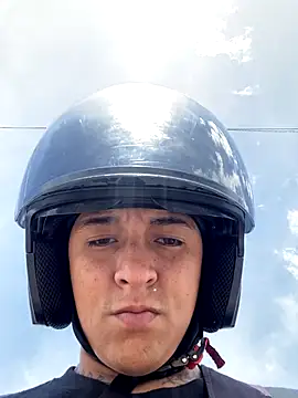 Jrivera22 online show from 11/10/25, 05:23